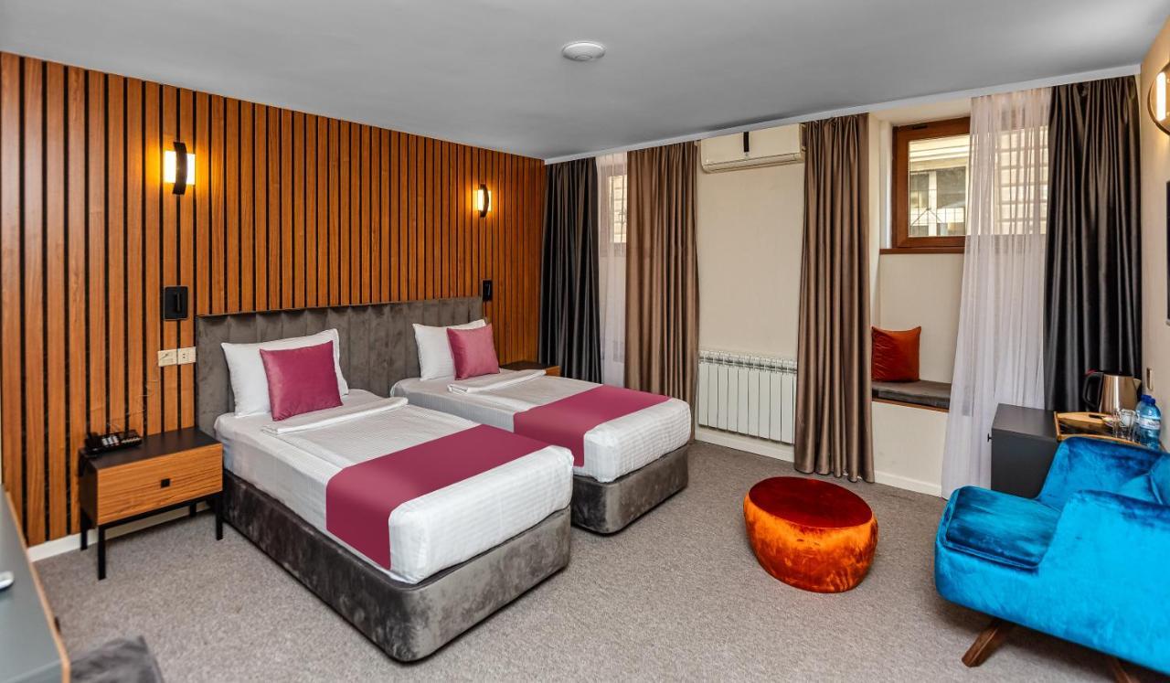 Eleven Hotel Baku Exteriör bild