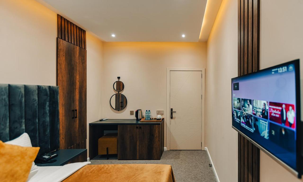 Eleven Hotel Baku Exteriör bild