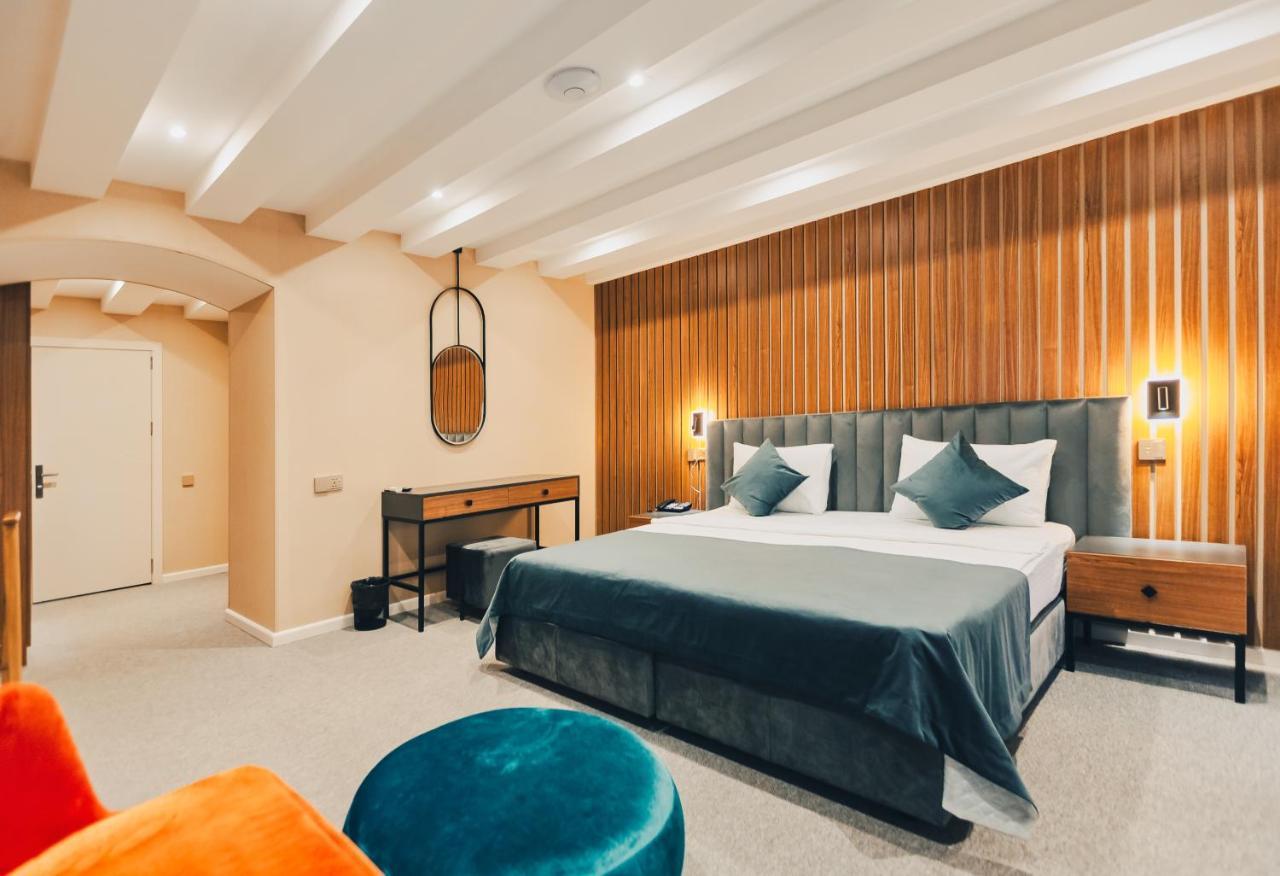 Eleven Hotel Baku Exteriör bild